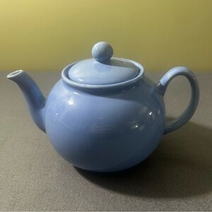 Classic Traditional English Design Vintage Blue Enamel Ceramic Teapot